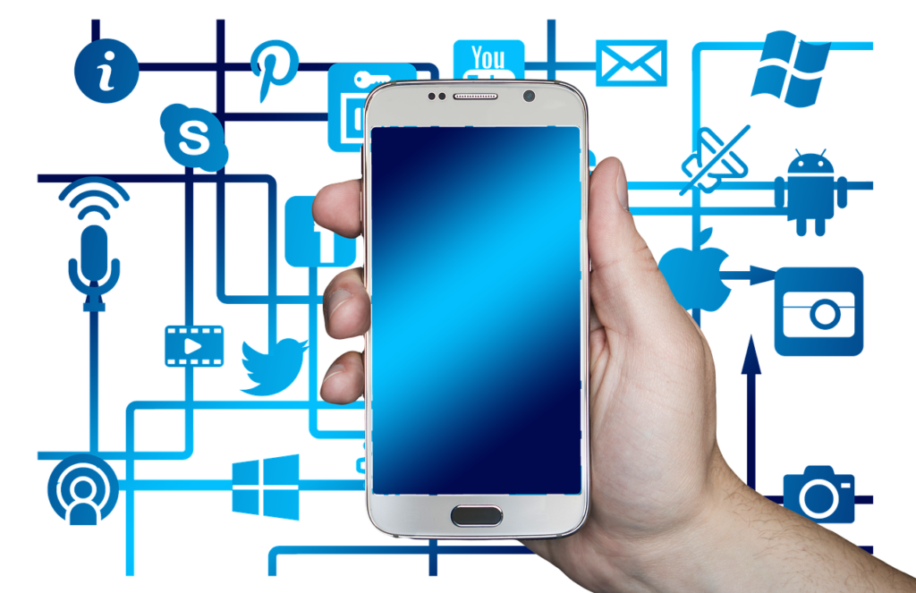 Advantages of Social Media